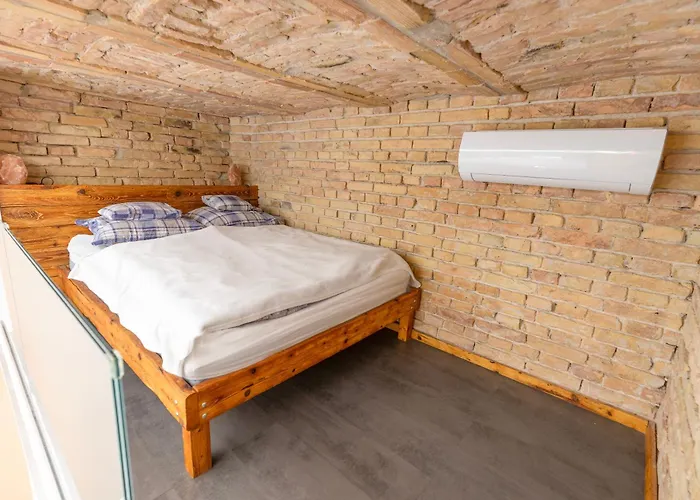 Luther Cappucino For 3 People, Free Ac Budapest