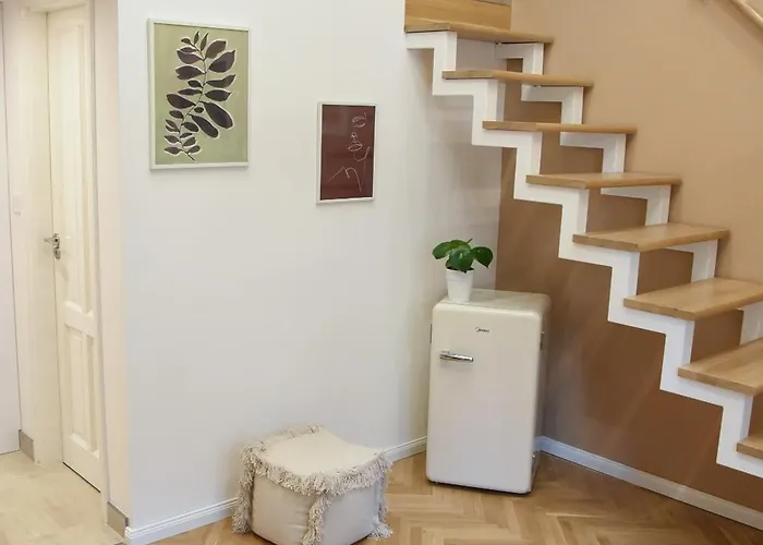 Luther Cappucino For 3 People, Free Ac Budapest