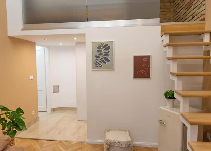 Luther Cappucino For 3 People, Free Ac Appartement Budapest
